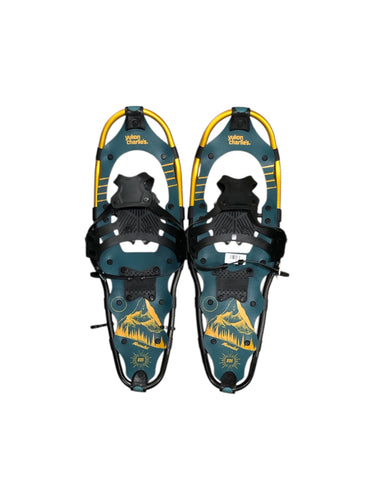 Raquetas De nieve marca yukon charlies en color Azul con amarillo, talla Unitalla. Articulo seminuevo.