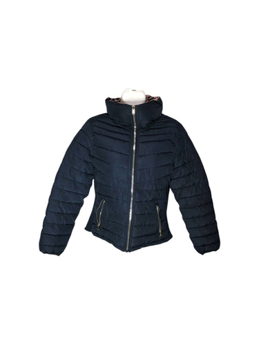 Chamarra Casual en Poliéster, color Azul marino, talla 24. De cierre y con diseño de doble vista (Para dama). Artículo de doble uso.