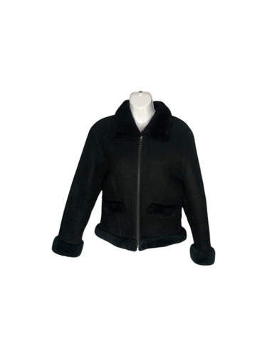 Chamarra Casual en Gamuza, color Negro, talla 26. De cierre. Artículo de doble uso.