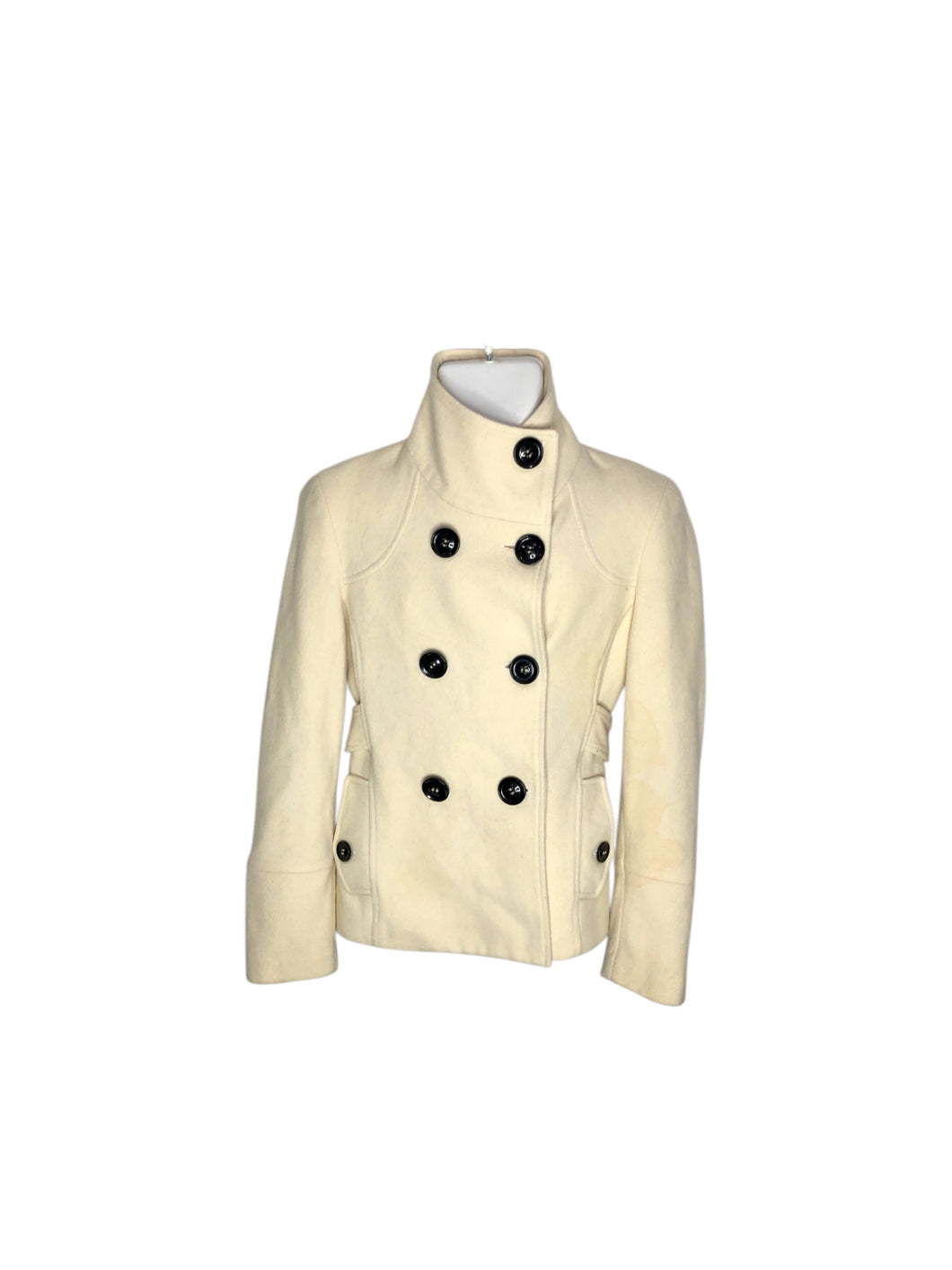 Abrigo Casual marca Lo Fassi en Lana, color Hueso, talla 5-28. De doble botonadura. Artículo de doble uso.
