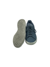 Cargar imagen en el visor de la galería, Tenis Casuales marca Adidas en Material sintético, color Gris, talla 25. De cordones ajustables. Artículo de doble uso.