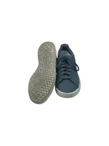 Tenis Casuales marca Adidas en Material sintético, color Gris, talla 25. De cordones ajustables. Artículo de doble uso.