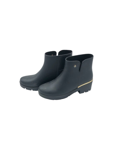 Botines Para lluvia marca Weekend en PVC, color Negro, talla 25. Artículo de doble uso.