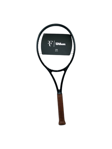 Raqueta de Tenis RF PRO-MARCA Wilson en color Negro. Sin cuerdas. Articulo nuevo.