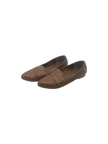 Flats Casuales marca M. Valentina en Vinipiel, color Café, talla 24. Artículo de doble uso.