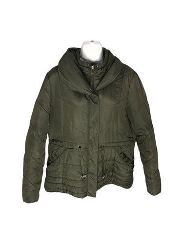 Chamarra Casual marca Sfera en Poliester, color Verde, talla 32. De cierre. Articulo de doble uso.