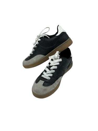 Tenis diseño en negro con gris marca Stradivarius #37 (24)  ¡Semi-nuevo!