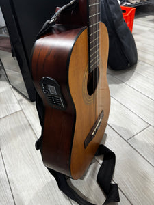 Guitarra Acustica  Modelo C-5/NS Epiphone con funda Artículo de doble uso en perfecto estado