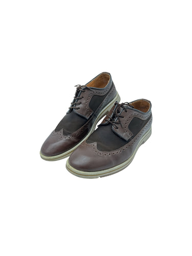 Zapato de vestir color cafe estilo mocasín con agujeta / suela de goma dura Talla 25.5 artículo de doble uso en buen estado