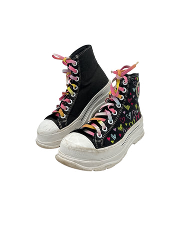 Tenis infantil diseño en bota decorado de corazones con agujeta / suela de goma dura talla 20 artículo de doble uso