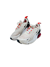 Load image into Gallery viewer, Tenis infantil Nike modelo  Air Max 270 suela de goma y válvula de aire Talla 20 Artículo de doble uso