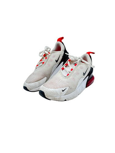 Tenis infantil Nike modelo  Air Max 270 suela de goma y válvula de aire Talla 20 Artículo de doble uso