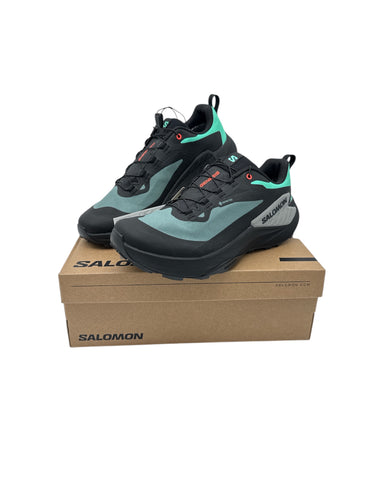 Tenis deportivos marca Salomón, modelo color negro con azul, suela resistente. Talla 28.5 Artículo nuevo en caja