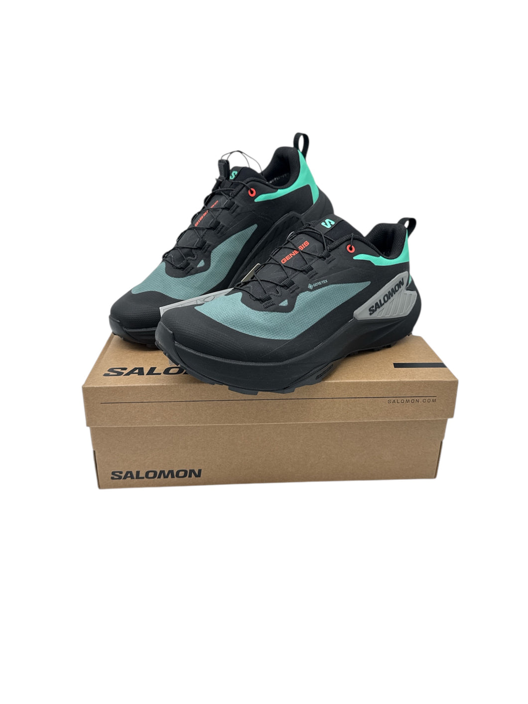 Tenis deportivos marca Salomón, modelo color negro con azul, suela resistente. Talla 26 Artículo nuevo en caja