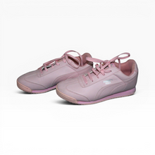Load image into Gallery viewer, Tenis casuales urbanos, rosa y blanco, talla 25, buen estado (no originales) | Segunda mano