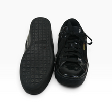 Cargar imagen en el visor de la galería, Tenis PUMA de Plataforma color Negro Brillante, Talla 24, Diseño Monocromático | Segunda mano