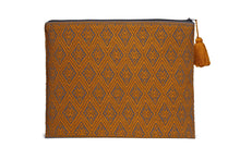 Cargar imagen en el visor de la galería, Porta laptop artesanal de Chiapas, modelo 1
