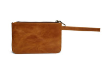 Cargar imagen en el visor de la galería, Clutch tarjetero de piel, modelo 1