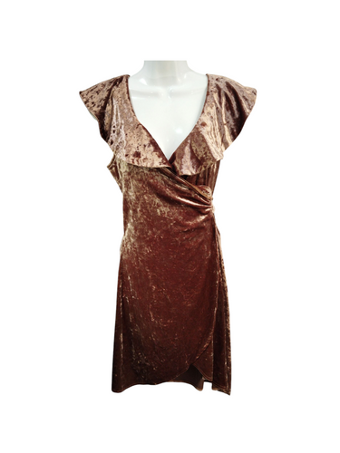Vestido estilo casual color café con cierre cinturón ajustable marca FOREVER 21 para dama talla chica artículo de doble uso en buen estado